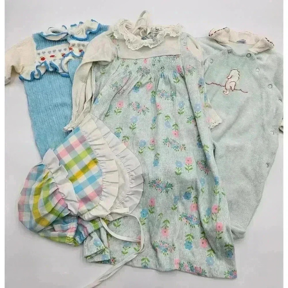 Vtg Baby Girl Blue Lot 0-2 yr One Piece Sleepers & Dress with Checkered Bonnet - Picture 1 of 16